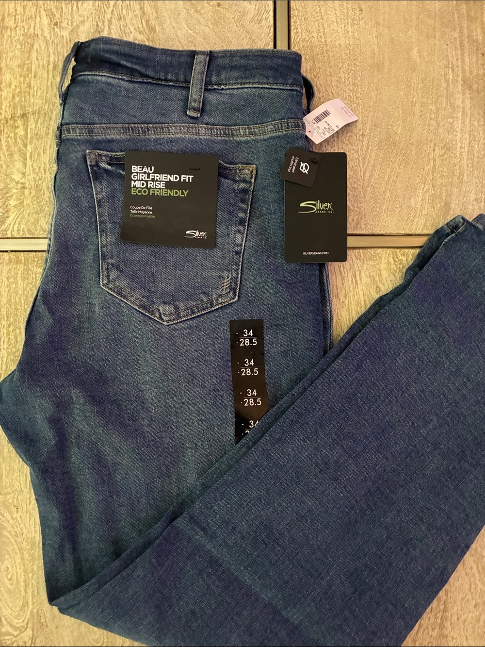 Silver Jeans Beau Girlfriend Fit Mid Rise Jeans - Denim Blue